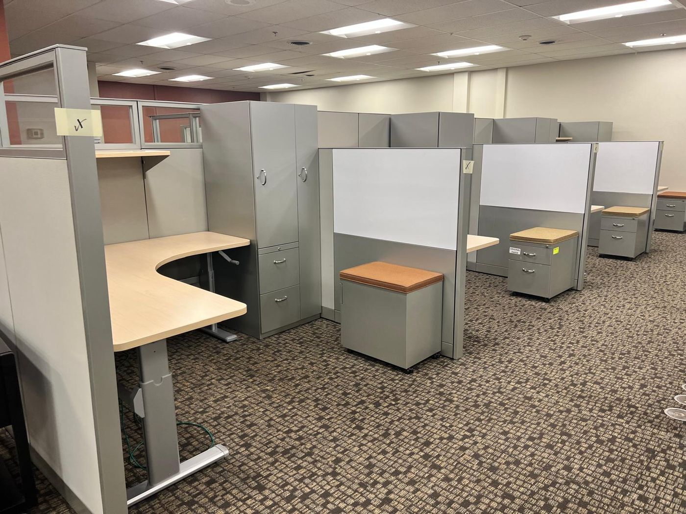 Cardinal Selling Services 2025 office liquidation and relocation project photo